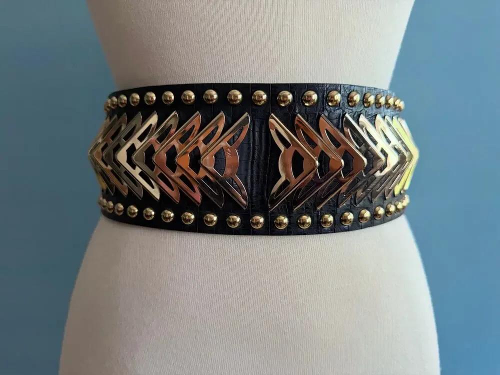 BEBE Wide Studded Faux Leather Stretch Waist Belt sz S